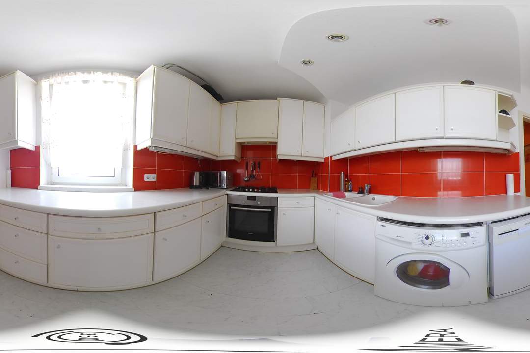 ''3 Zimmer-Wohnung mit Garage - nur 5 Gehminuten von U1 Keplerplatz''