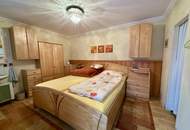 Haus zum Wohlfühlen mit Wintergarten und Pool auf großem Grundstück!