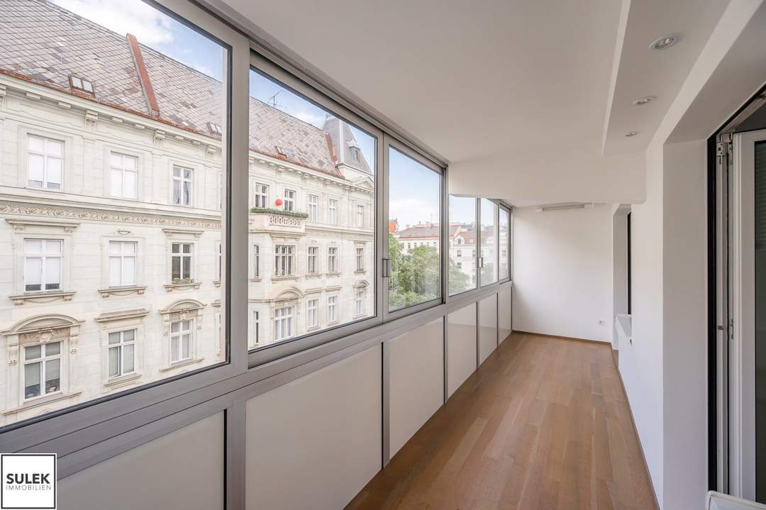 ab sofort: charmanter 3 Zimmer Wohnung mit verglaster Loggia - nahe Gumpendorfer Straße / Mariahilfer Straße