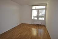 3–4-Zimmer-Wohnung in zentraler Ruhelage mit Seeblick