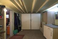 "Haus Emma - mit "Schirm, Charme &amp; Melone"