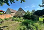 Baugrundstück mit sanierungsbedürftigem Bauernhof, Stallungen und Stadl in ländlicher Lage zu verkaufen.