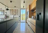 Privates Wörthersee-Panorama auf höchstem Niveau – Penthouse in der Villa Onda mit Sauna &amp; 2xTG