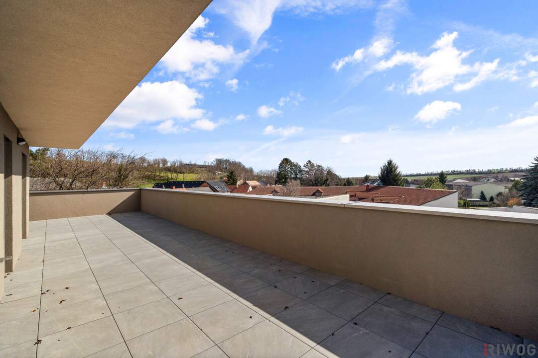 Wohlfühloase Nähe Wien - Living Weinviertel I Herbst-Special: Stellplatz gratis dazu I DG-Luxus mit rund 115m² Terrasse / Loggia I Wolkersdorf und Gerasdorf