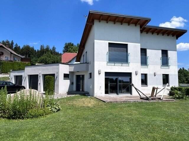 Moderner Neubau in Bad Traunstein
