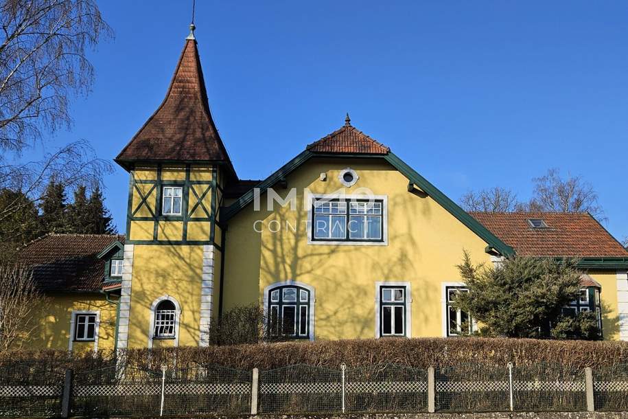 Repräsentative Villa in Zwettl mit 2137 m² Grundstück - Wohnen und Arbeiten stilvoll vereint, Haus-kauf, 949.000,€, 3910 Zwettl