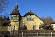 Repräsentative Villa in Zwettl mit 2137 m² Grundstück - Wohnen und Arbeiten stilvoll vereint