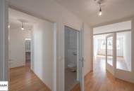 Ab sofort verfügbar: 4 Zimmer Neubauwohnung mit separater Küche und Süd-Loggia