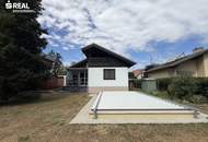 Wohnen am Waldrand - gepflegtes Einfamilienhaus mit Pool, Garage und Keller