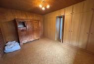 Außergewöhnliches Wohnhaus mit Arkadengang und Nebengebäude: GERÄUMT!
