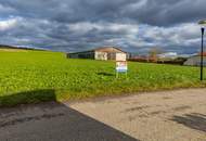 GROßZÜGIGES BAUGRUNDSTÜCK MIT HERRLICHEM AUSBLICK IN KLEINWILFERSDORF!