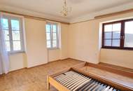 RENOVIERUNGSBEDÜRFTIGES EINFAMILIENHAUS IN SEHR SCHÖNER LAGE