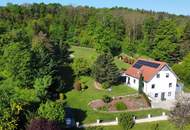 Idyllisch wohnen mit Weitblick – großzügiges Wohnhaus auf großem Grund mit Baulandreserve in Toplage am Waldrand