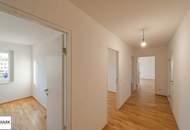 Wohnen in Hirschstetten: großzügige Familien Wohnung (4 Zimmer) mit Balkon und Grünblick - ab 1.7.(!)