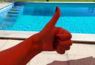 Großzügiges Ein- oder Zweifamilienhaus mit Pool in attraktiver, zentraler Lage