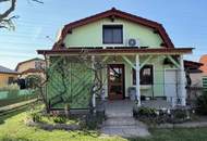 Ganzjährig bewohnbares Kleingartenhaus im Grünen- ideal für 1-2 Personen