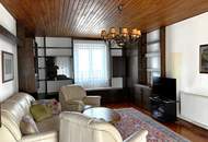 Sehr gepflegter Bungalow mit Terrasse, Garage, Carport und liebevoller Gartengestaltung in ruhiger Lage.