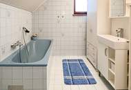 Nahe Stadtgrenze Baden - Doppelhaushälfte mit Renovierungsbedarf