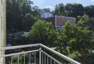 Zentrale 2-Zimmer-Wohnung mit Balkon! - Besichtigungstermine finden am 18. August statt!
