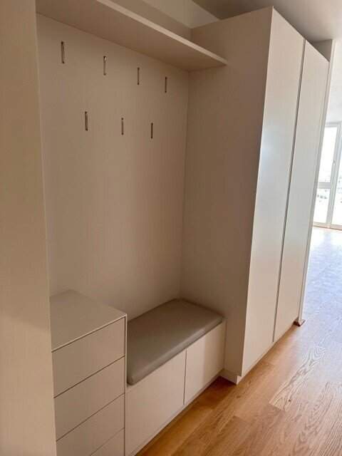 Doktor-Adolf-Schärf-Platz 05, 1220 Wien