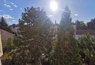 Schöne 4,5 Zimmer Altbau-Villenetage mit Gartennutzung und kleinem KFZ-Stellplatz