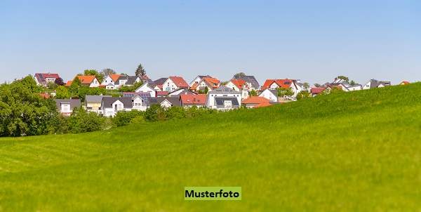+++ Einfamilien-Doppelhaushälfte mit 2 Pkw-Stellplätzen +++