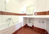Nähe U1 | Klimatisierte Dachgeschosswohnung mit tollem Wienblick | Tiefgarage