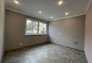 UNBEFRISTETES Eck-Geschäftslokal/-Büro direkt gegenüber Gymnasium Zehnergasse