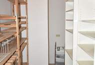 WG-geeignet: Schöner 3,5-Zimmer-Altbau mit hofseitigem Schlafzimmer