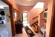 "Solides Haus mit Garten und Pool"