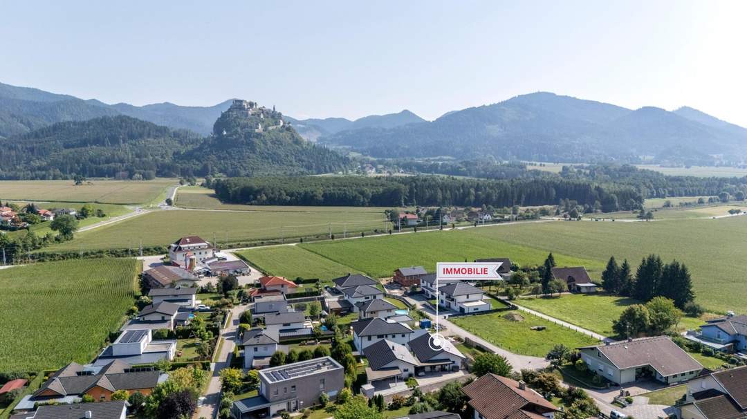 Ihr neues Zuhause mit Burgblick!