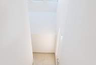 PROVISIONSFREI – Klimatisierte 5 Zimmer-Dachmaisonette inklusiver moderner Wohnküche, mit 4 Terrassen und Garagenplatz