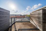 Sehr helle und klimatisierte DG Wohnung mit schöner Terrasse und Fernblick!!!