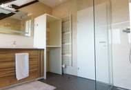 Wunderschöner Ausblick und Ruhelage - DG mit 64m², 2 Zi plus Wohnküche laufend saniert!