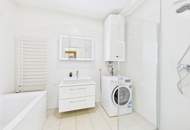 Neuwertige 2-Zimmer-Wohnung samt Loggia im Zentrum von Pörtschach mit Pyramidenkogel Blick