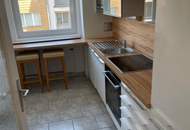 Ruhig; Hell; Saniert; 2-Zimmer + Küche nähe U-Bahn