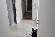 Unbefristete 4-Zimmer-Wohnung mit Balkon UND Terrasse!