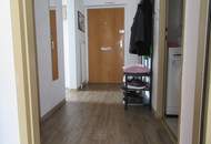 NEU RENOVIERTES 3 ZIMMER APARTMENT MIT LOGGIA