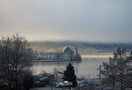 Modernes Cafe-Restaurant mit Panorama-Blick auf den Attersee wartet auf Ihre Übernahme!