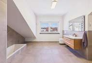 Exklusive Villa: Stilvolles Wohnen und repräsentatives Arbeiten vereint