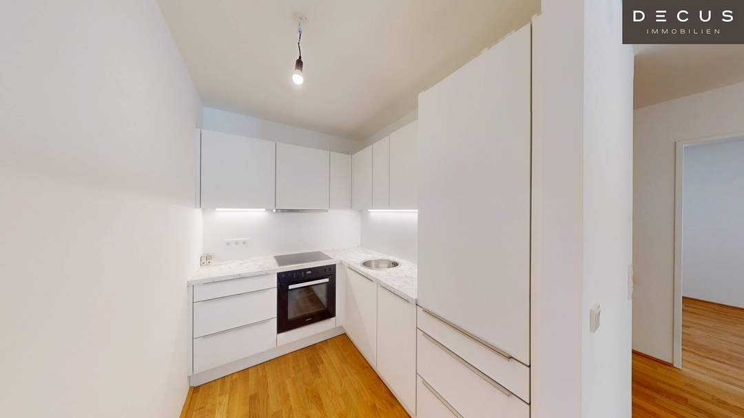 | 2 ZIMMER | BALKON | 1130 WIEN | ST. VEIT GASSE 25 | ERSTBEZUG IN HIETZING | MIETBEGINN PER 01. DEZEMBER 2025