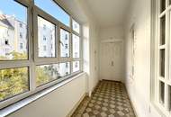 Wunderschöner Stil-Altbau mit Erker! 3 Zimmer plus separate Küche nächst Kunst Haus