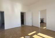 Helle 3-Zimmer-Altbauwohnung