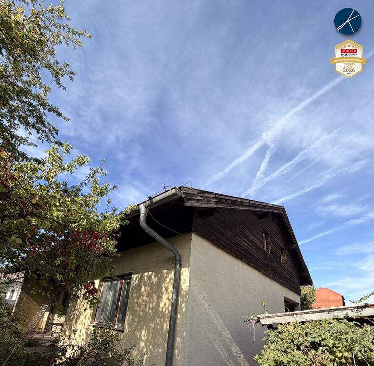 Sanierungsbedürftiges Einfamilienhaus in ruhiger Siedlungslage!