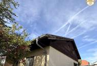 Sanierungsbedürftiges Einfamilienhaus in ruhiger Siedlungslage!