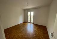 Graz-Geidorf: WG-taugliche, helle, gepflegte 2-Zimmerwohnung vis-à-vis ReSoWi-Zentrum