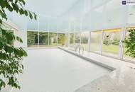 Traumhafter Bungalow mit Indoor-Pool, Weinkeller &amp; großem Garten auf Eigengrund