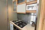 Hell, viele Fenster und idealer Grundriss für 2 Personen