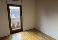 ++PERFEKTE FAMILIEN- oder STUDENTEN- MAISONETTENWOHNUNG zum WOHLFÜHLEN mit 2 BALKONE** 3 SZ, BÜRO, WOHNKÜCHE++ CARPORT++ca. 123 m² WOHNFLÄCHE++