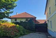 Wunderschöner Dreikanthof in Ruhelage mit Reithalle